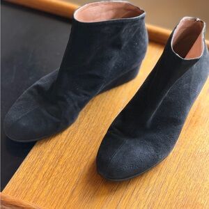 Alaia Paris Suede Wedge Ankle Boots / Booties
